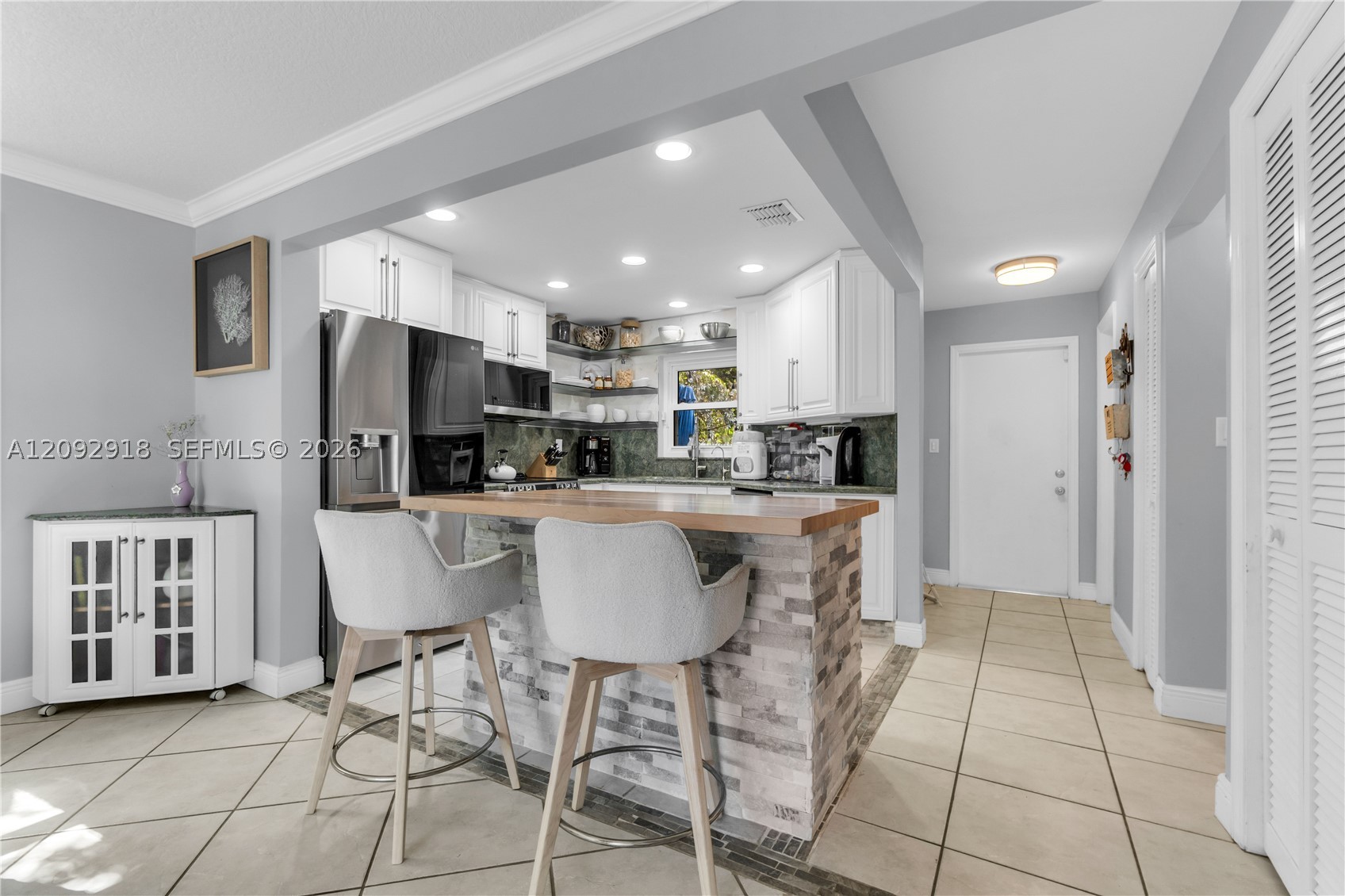 663 Ponce De Leon Dr #2, Fort Lauderdale FL 33316
