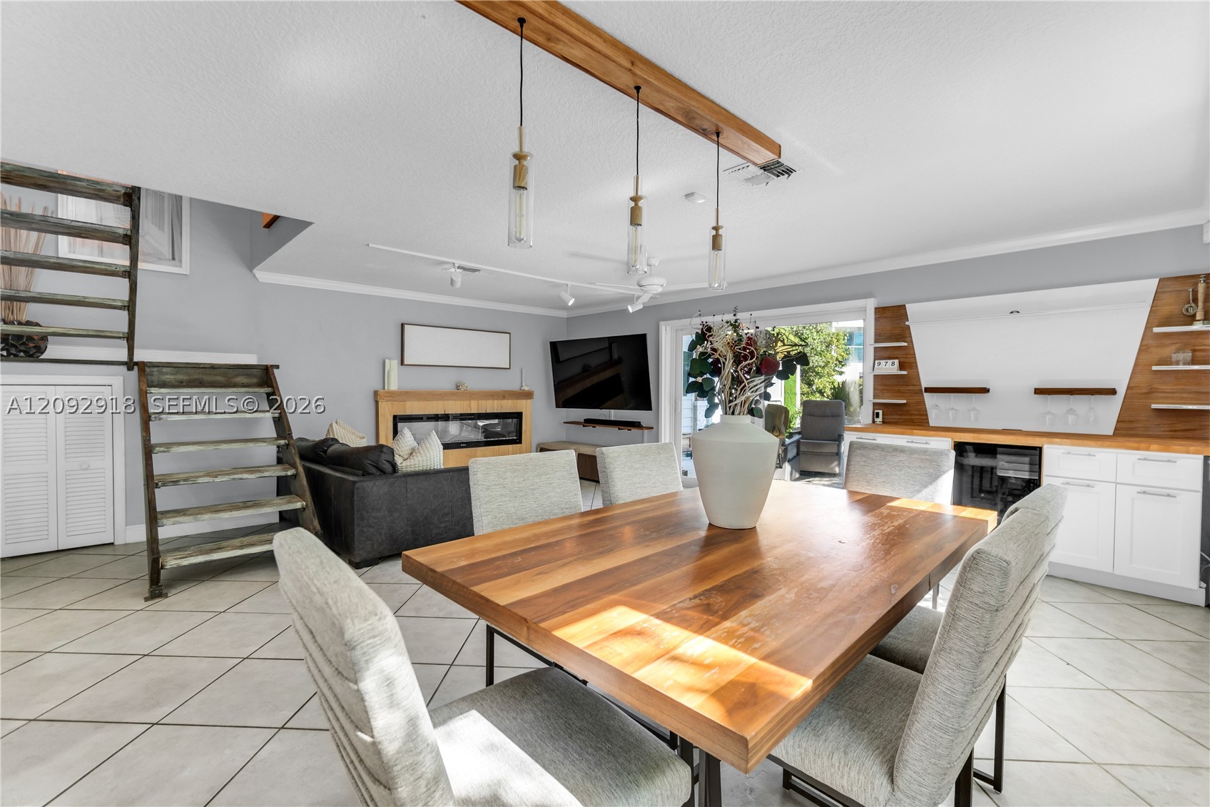 663 Ponce De Leon Dr #2, Fort Lauderdale FL 33316