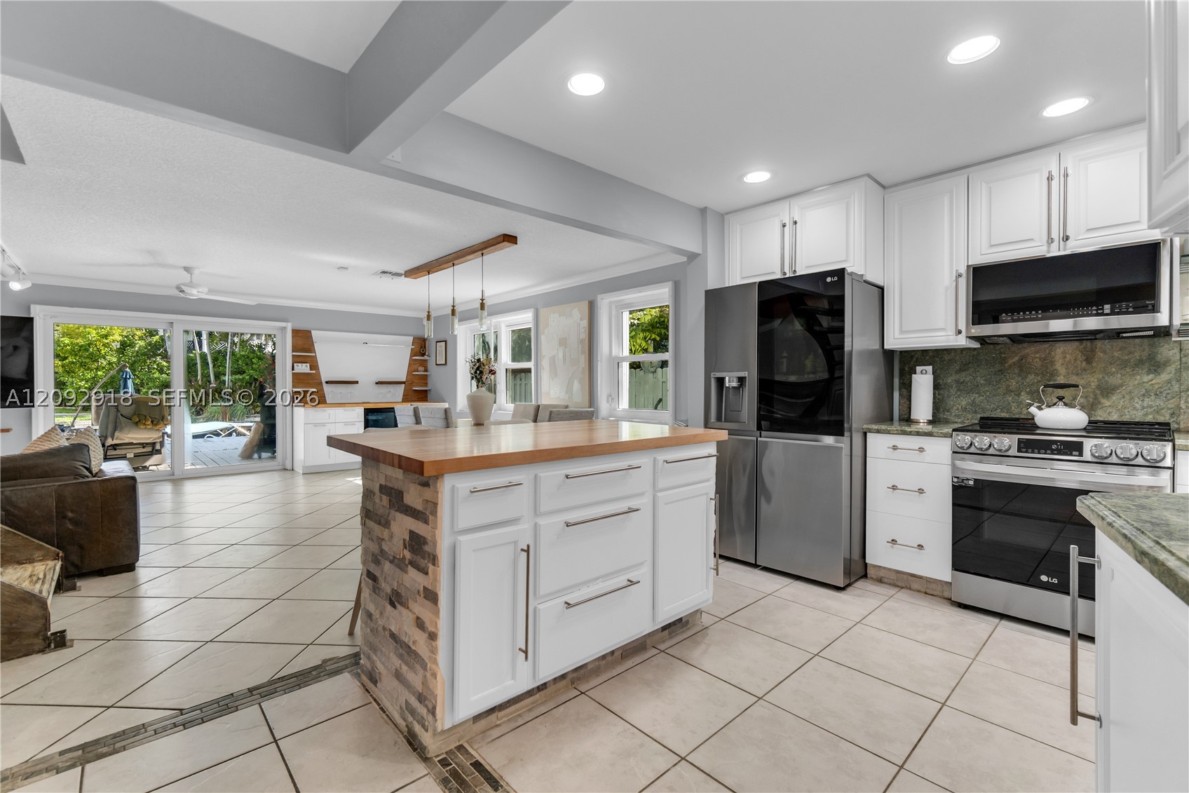 663 Ponce De Leon Dr #2, Fort Lauderdale FL 33316