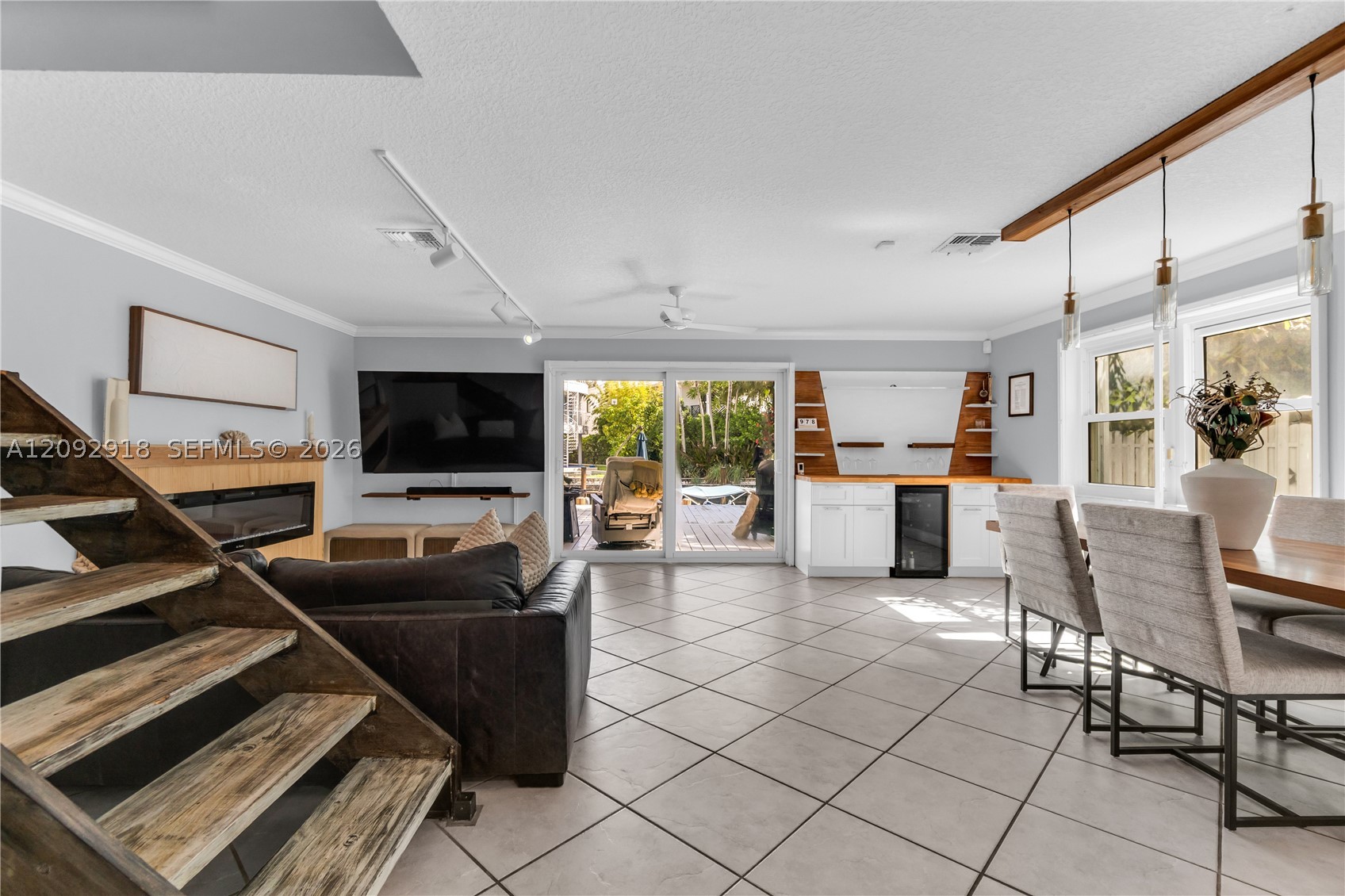 663 Ponce De Leon Dr #2, Fort Lauderdale FL 33316