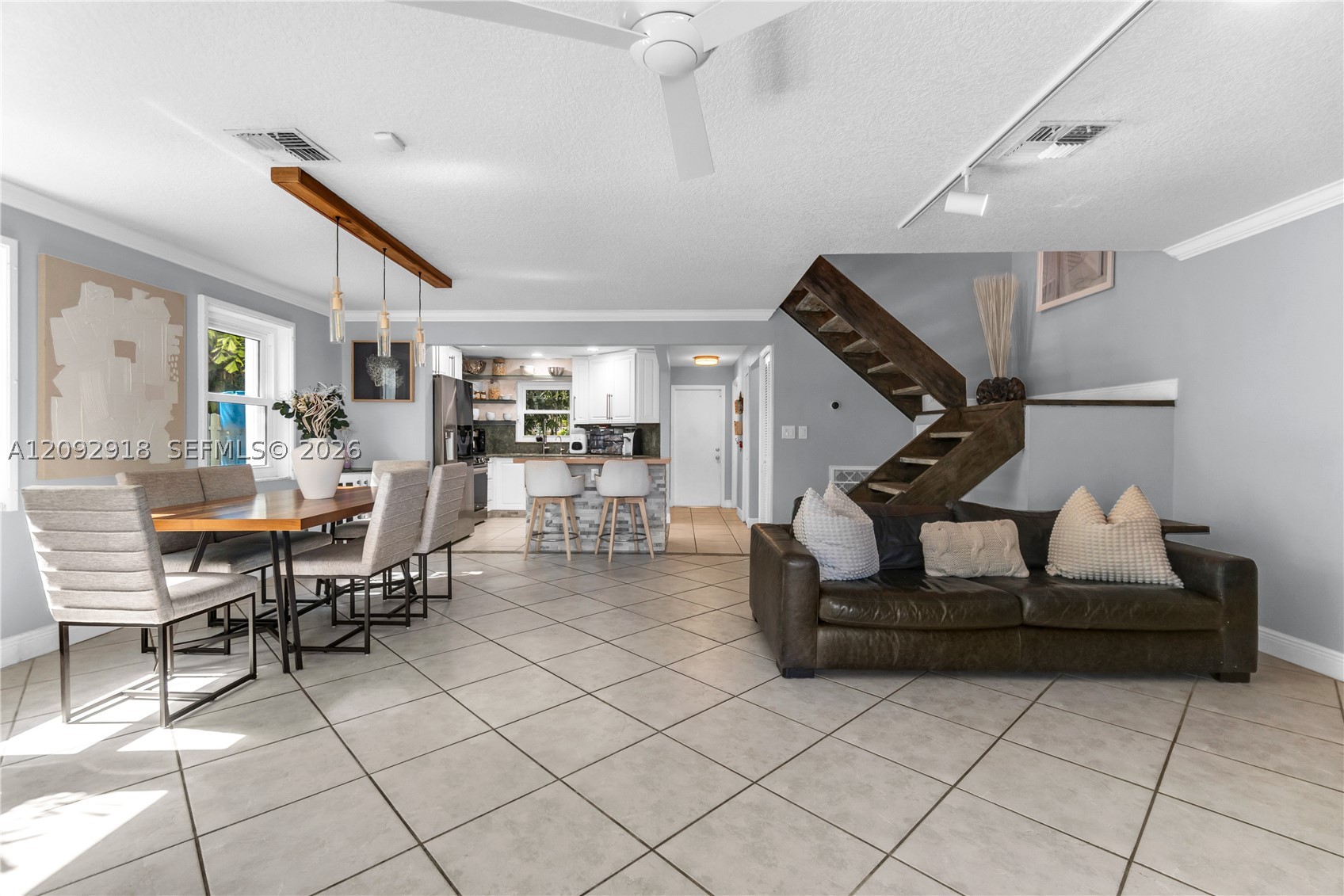 663 Ponce De Leon Dr #2, Fort Lauderdale FL 33316
