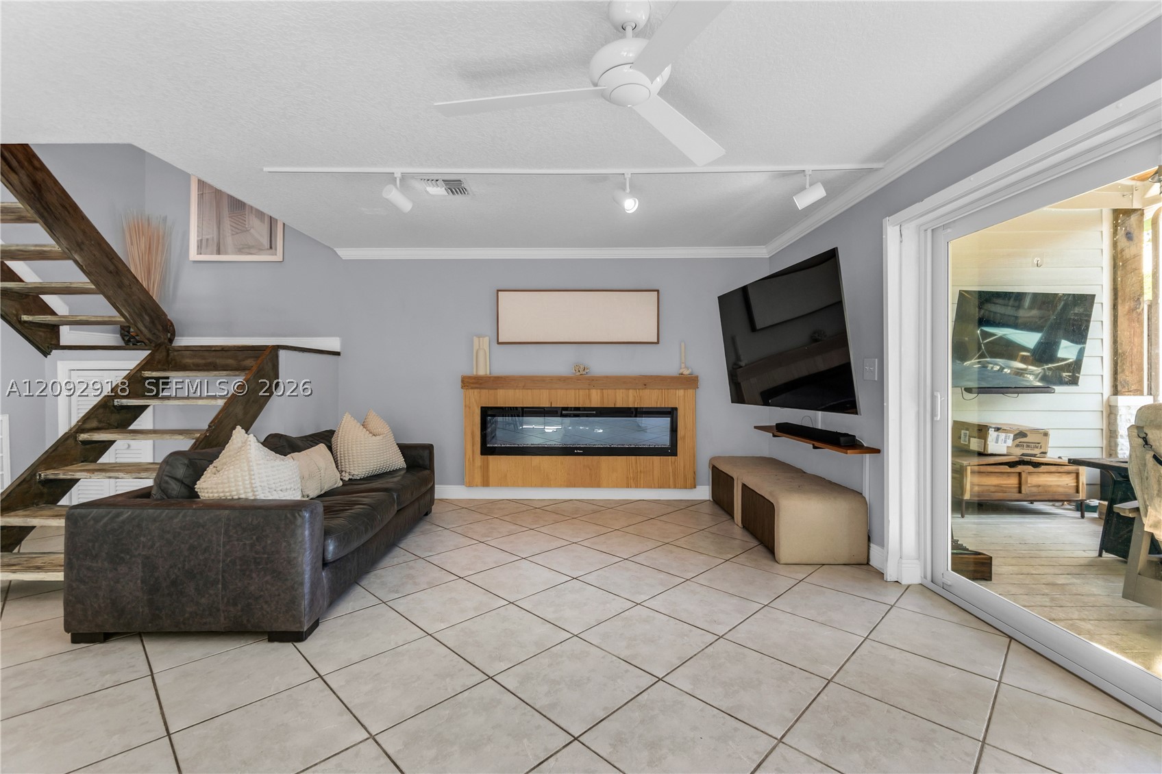 663 Ponce De Leon Dr #2, Fort Lauderdale FL 33316