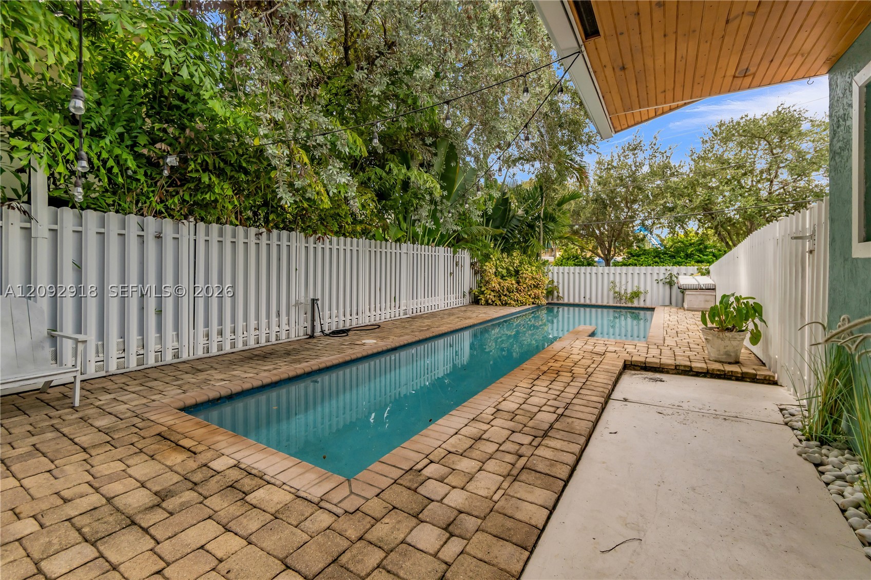 663 Ponce De Leon Dr #2, Fort Lauderdale FL 33316