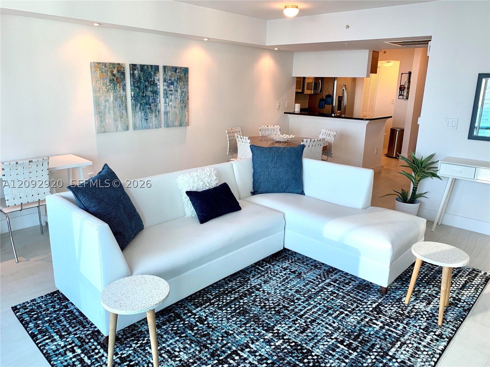 31 SE 5th St #2806, Miami FL 33131