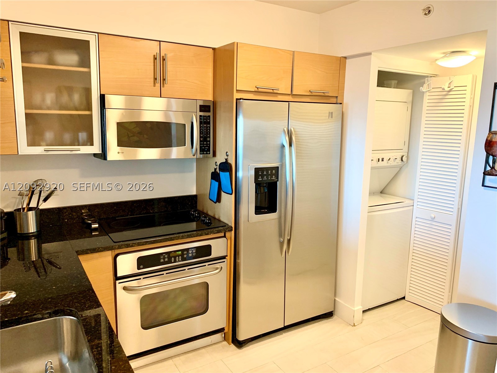 31 SE 5th St #2806, Miami FL 33131