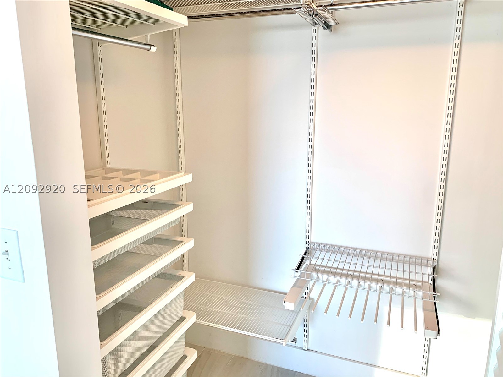 31 SE 5th St #2806, Miami FL 33131