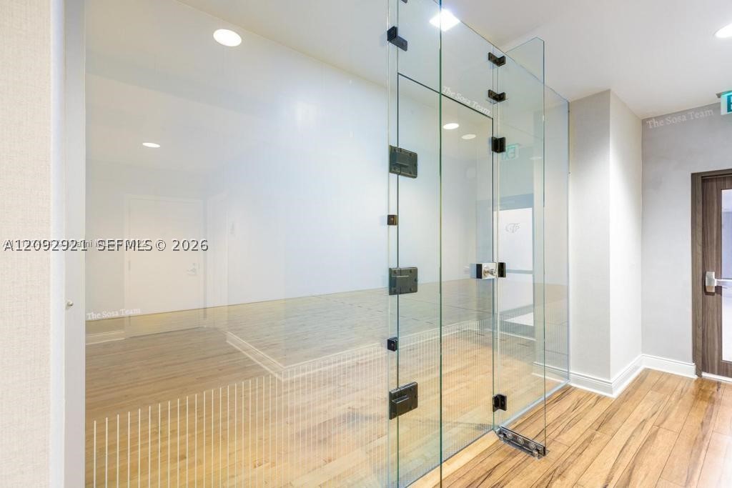 848 Brickell Key Dr #2303, Miami FL 33131
