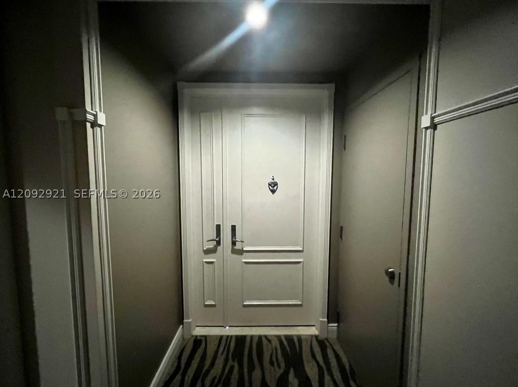 848 Brickell Key Dr #2303, Miami FL 33131