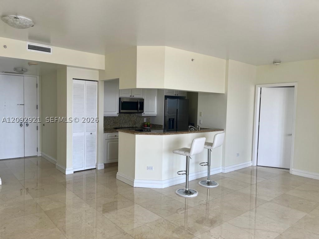 848 Brickell Key Dr #2303, Miami FL 33131