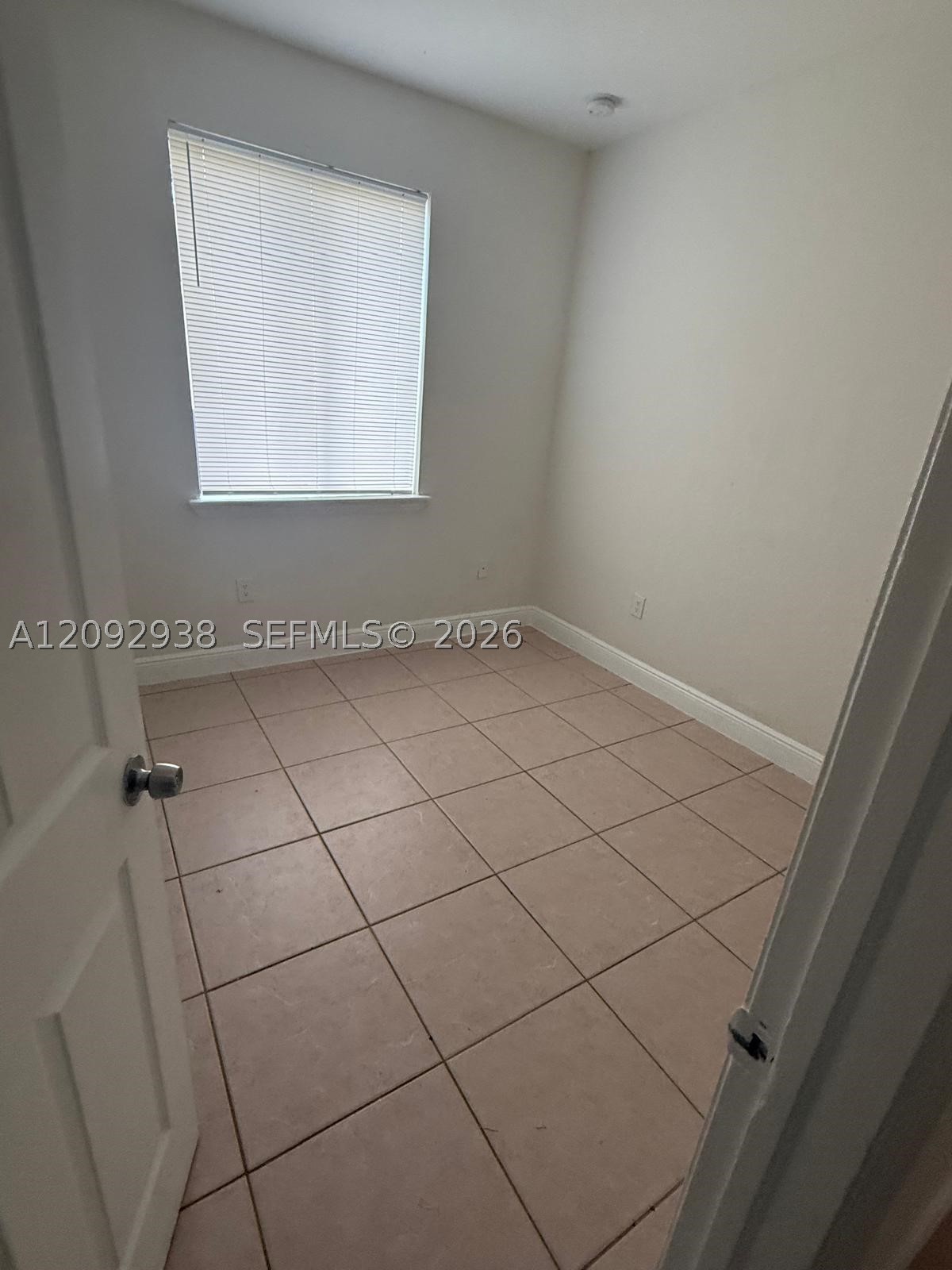 372 SW 2nd St #-, Florida City FL 33034