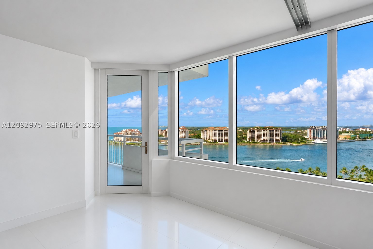 400 S Pointe Dr #1805, Miami Beach FL 33139
