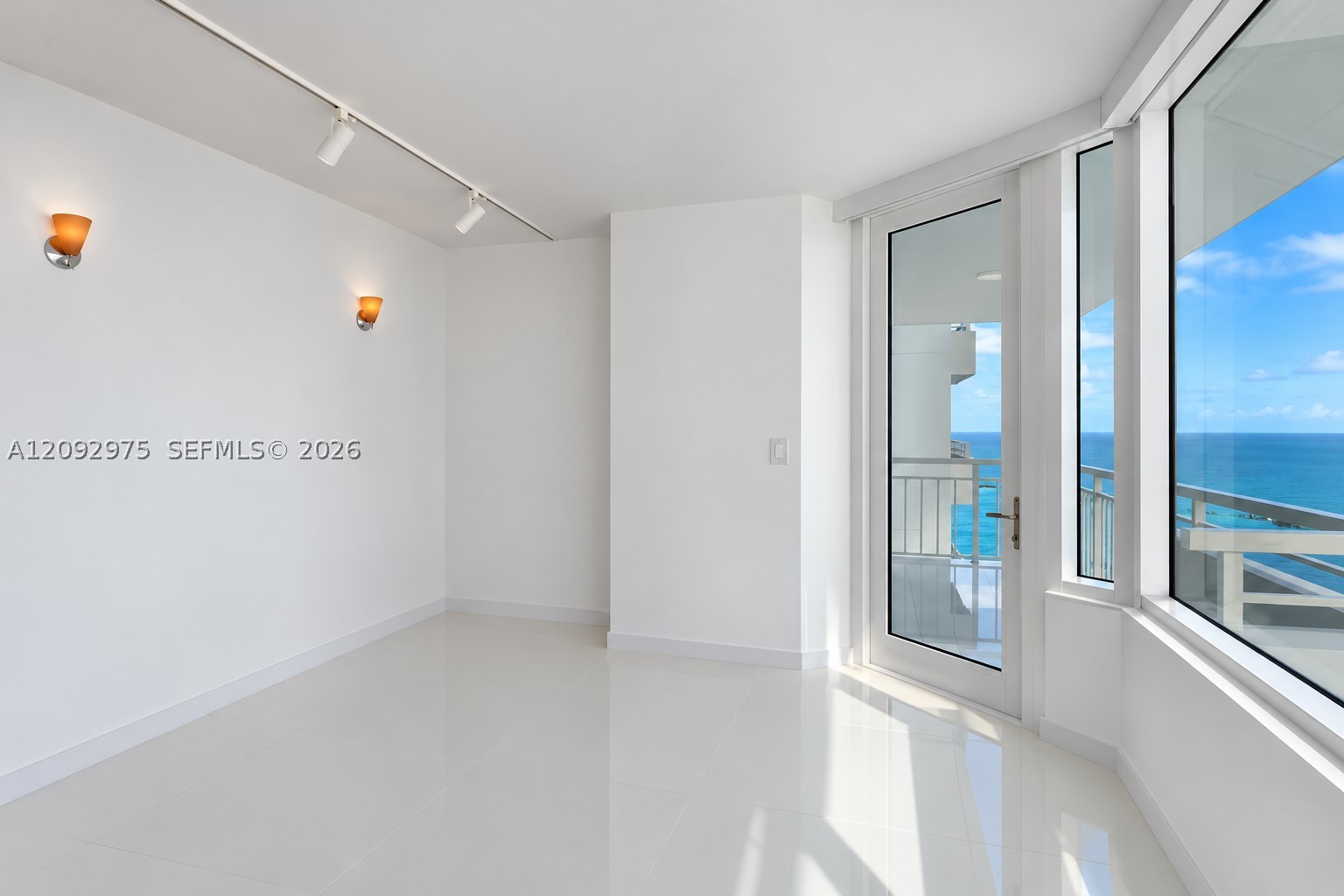 400 S Pointe Dr #1805, Miami Beach FL 33139