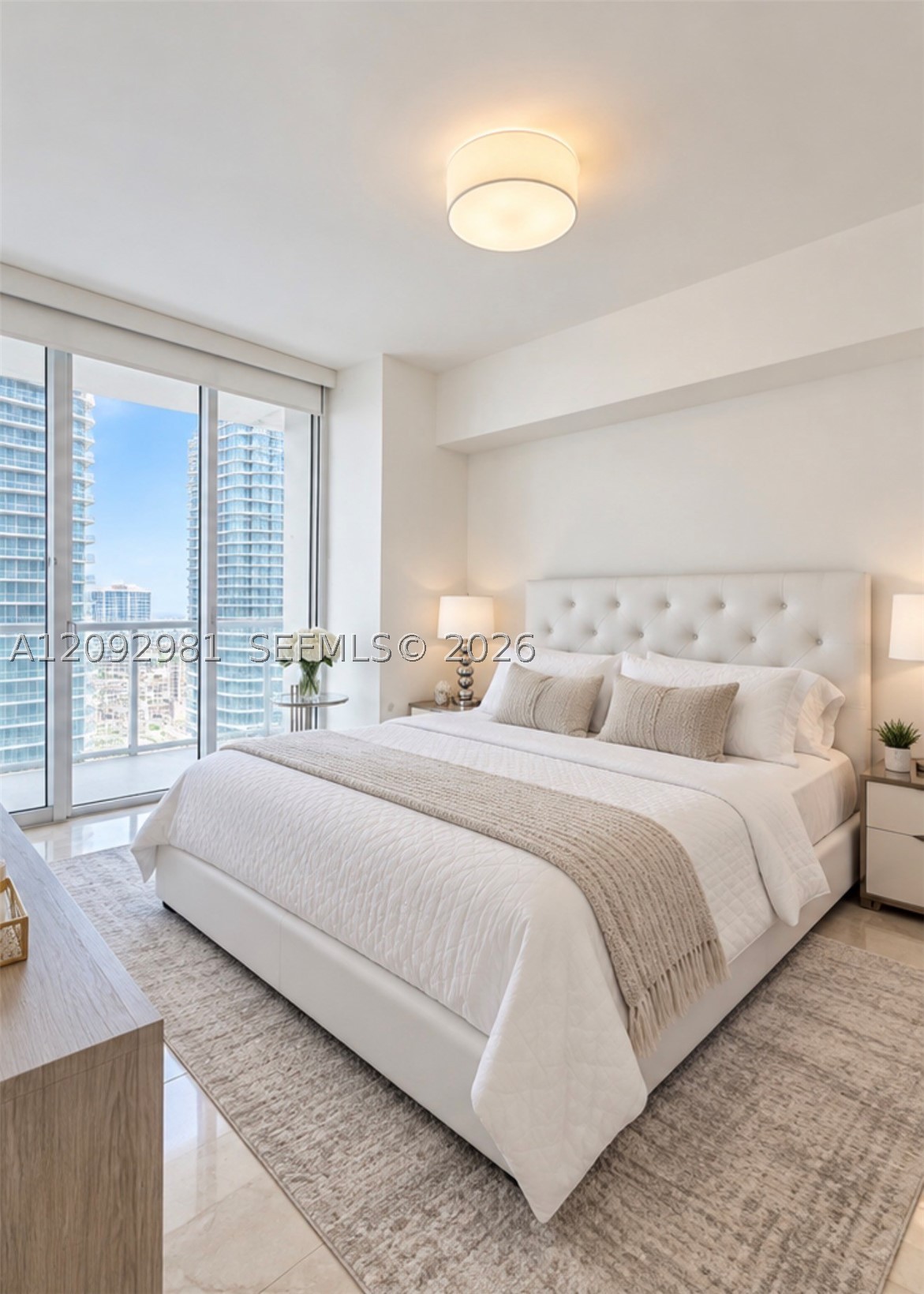 475 Brickell Ave #3512, Miami FL 33131