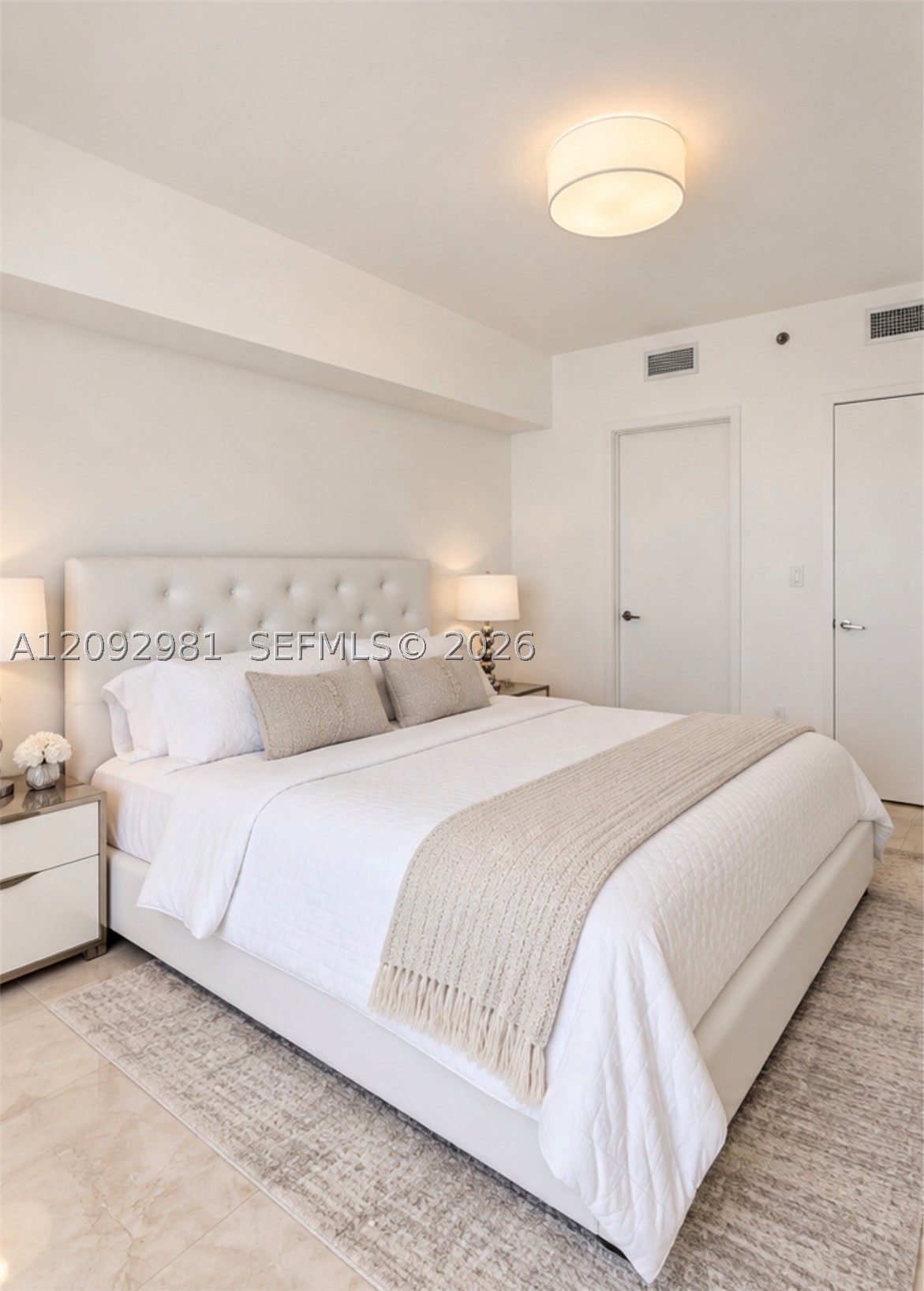 475 Brickell Ave #3512, Miami FL 33131