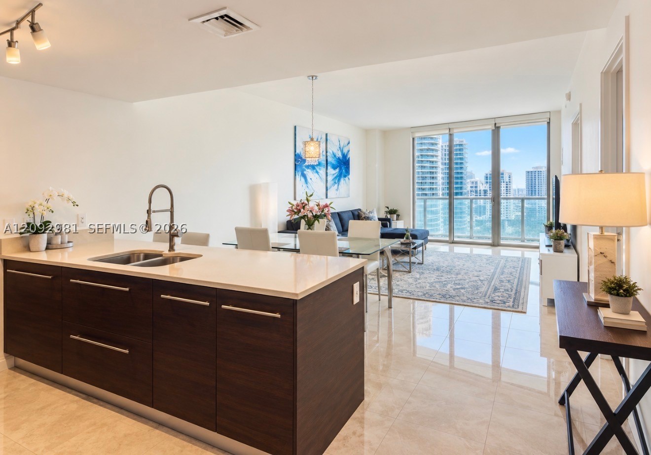 475 Brickell Ave #3512, Miami FL 33131