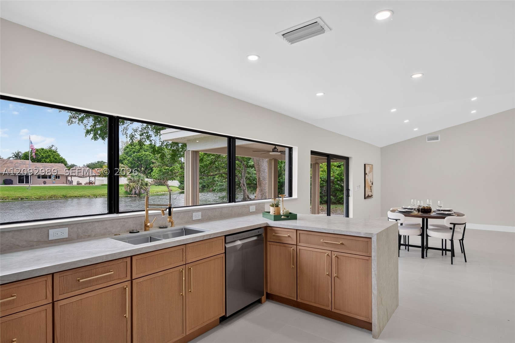 8668 SW 50th St, Cooper City FL 33328