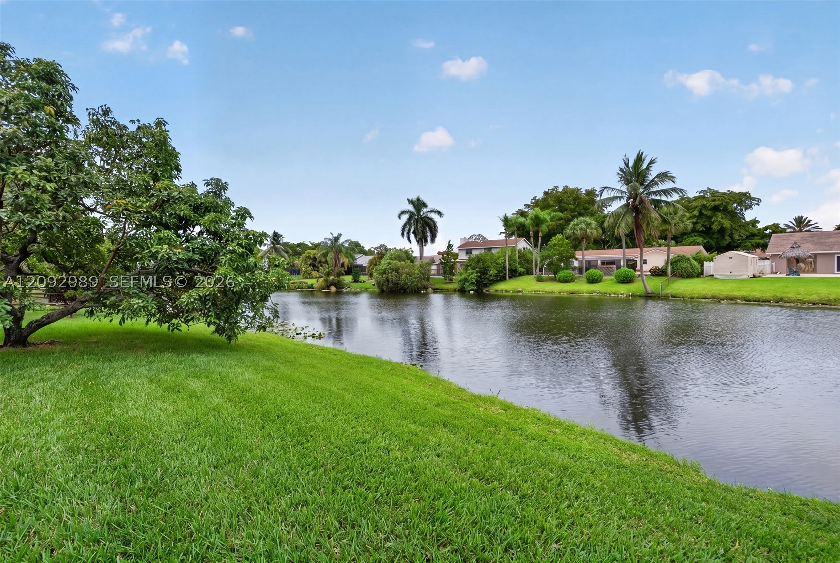8668 SW 50th St, Cooper City FL 33328