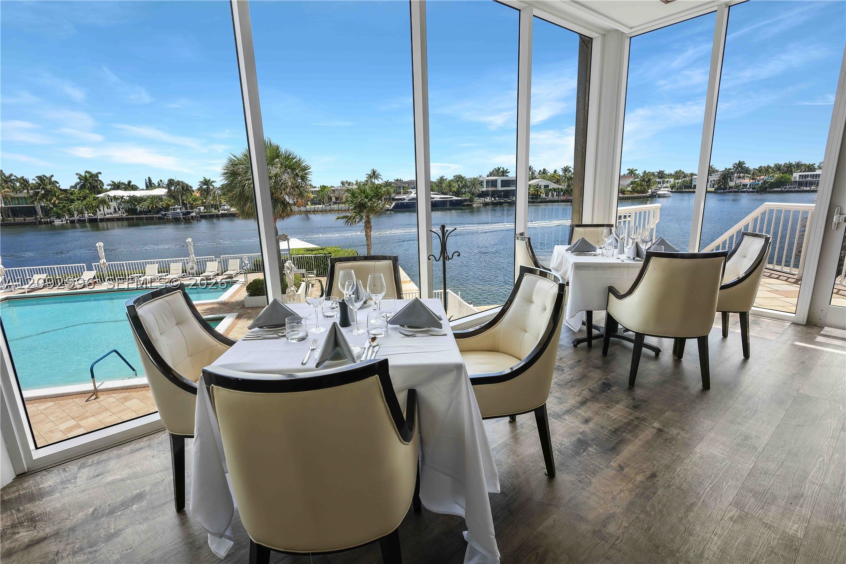 20281 E Country Club Dr #307, Aventura FL 33180