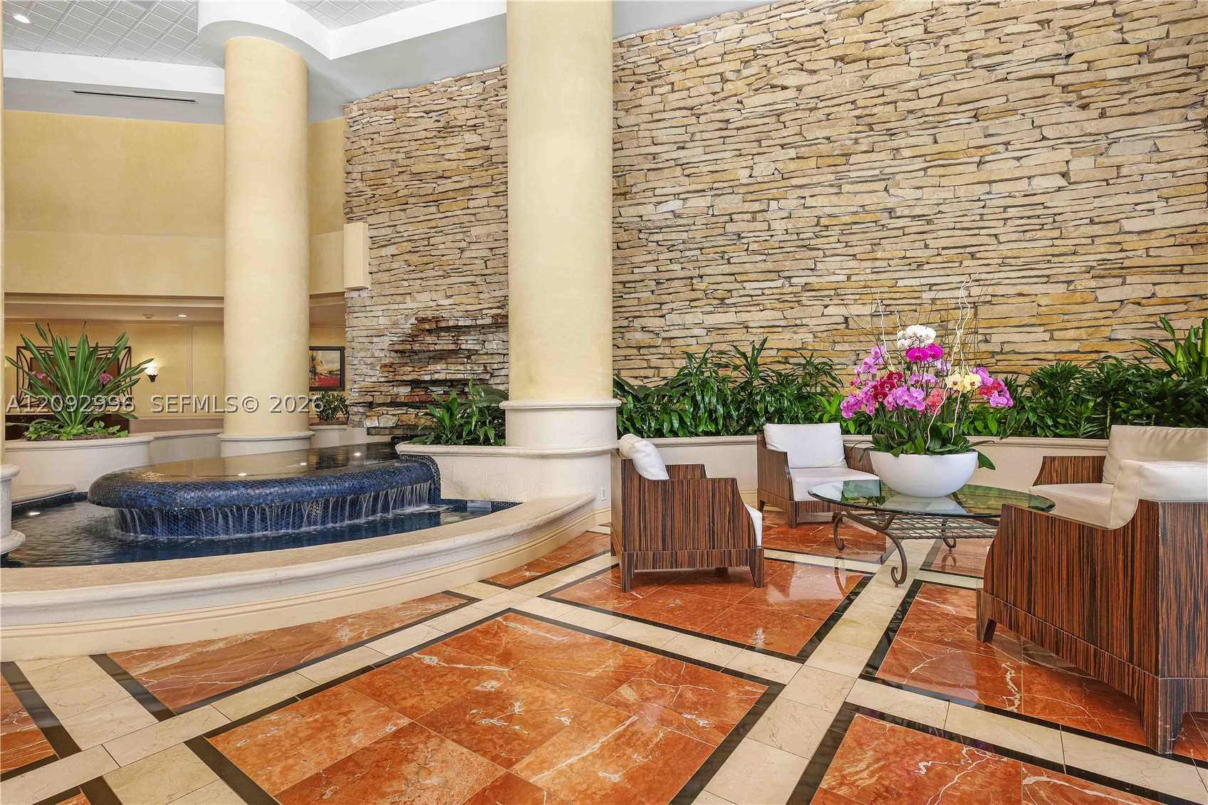 20281 E Country Club Dr #307, Aventura FL 33180