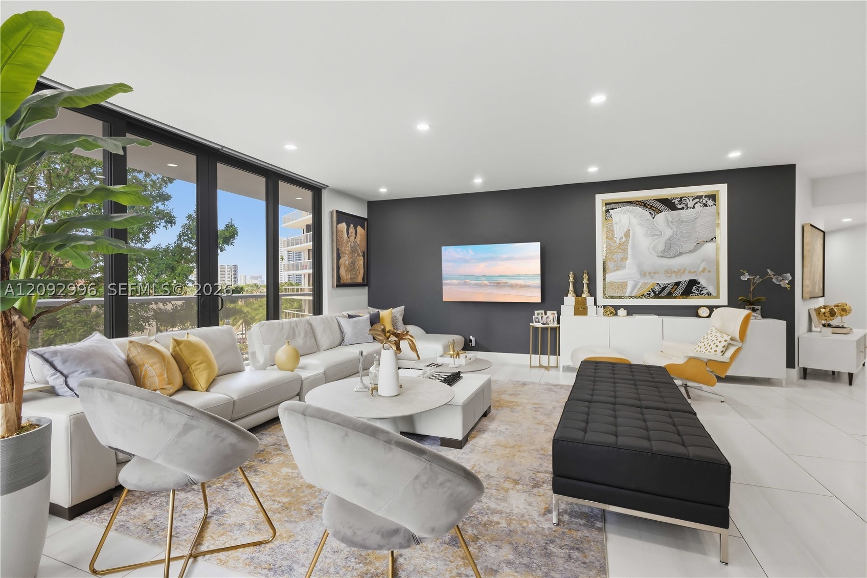 20281 E Country Club Dr #307, Aventura FL 33180
