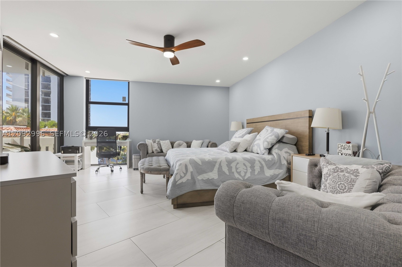 20281 E Country Club Dr #307, Aventura FL 33180