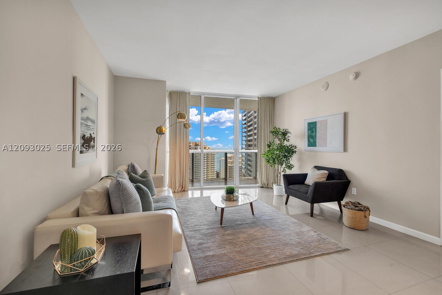 485 Brickell Ave #3201, Miami FL 33131