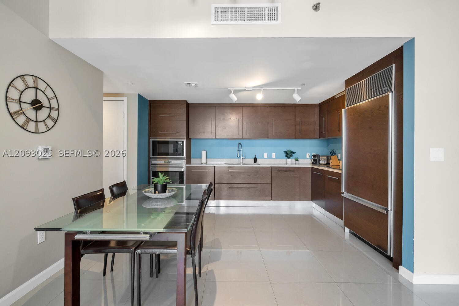 485 Brickell Ave #3201, Miami FL 33131