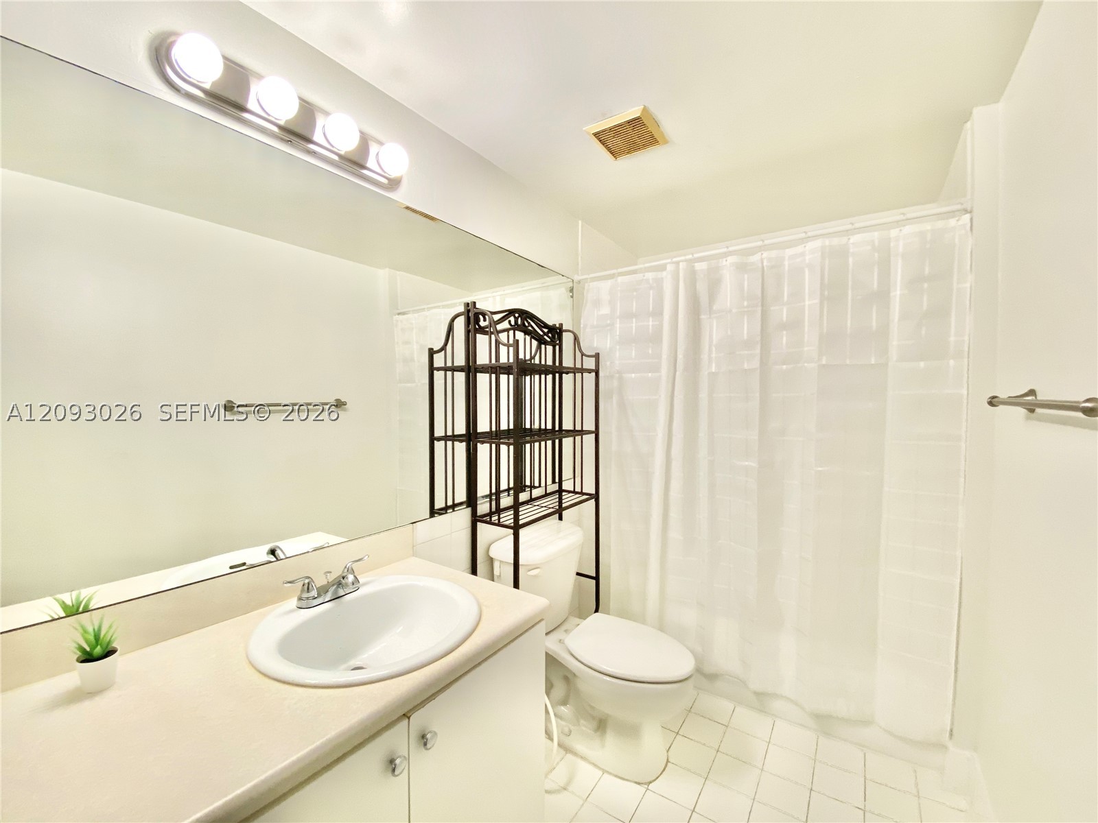 5099 NW 7th St #TS-03, Miami FL 33126