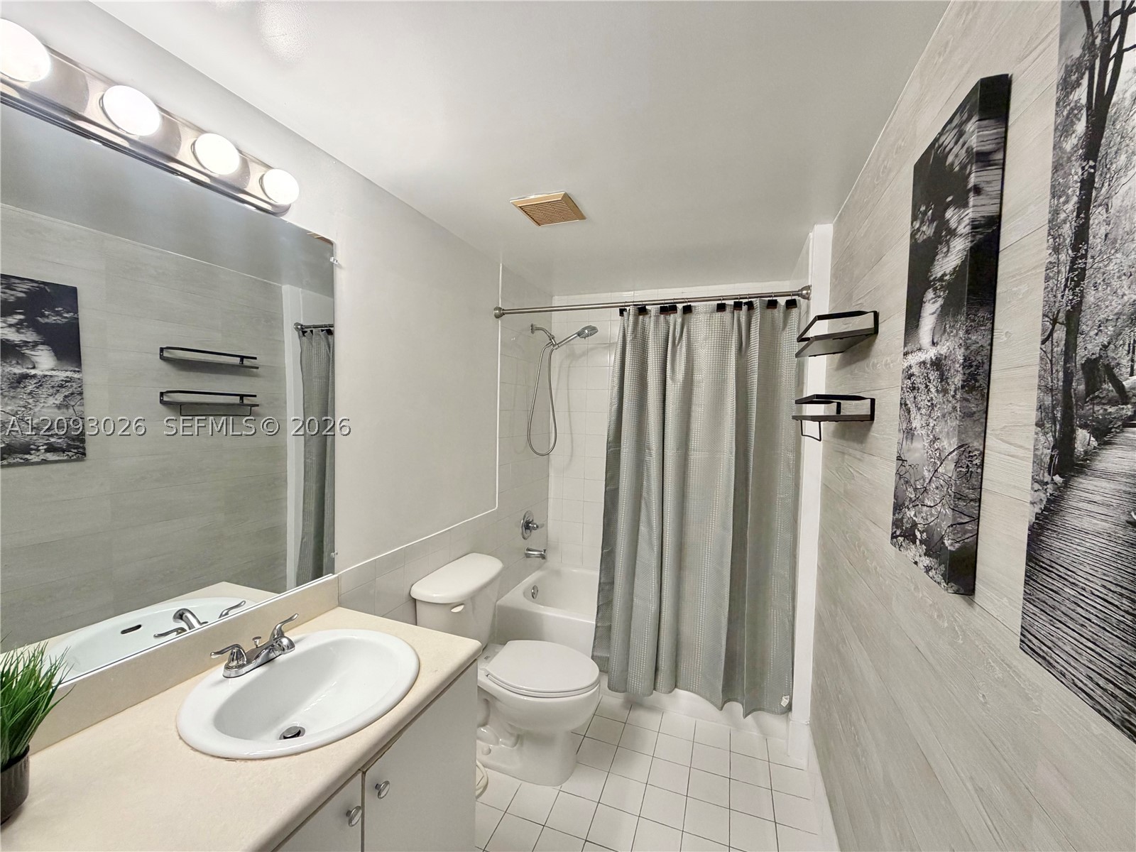 5099 NW 7th St #TS-03, Miami FL 33126