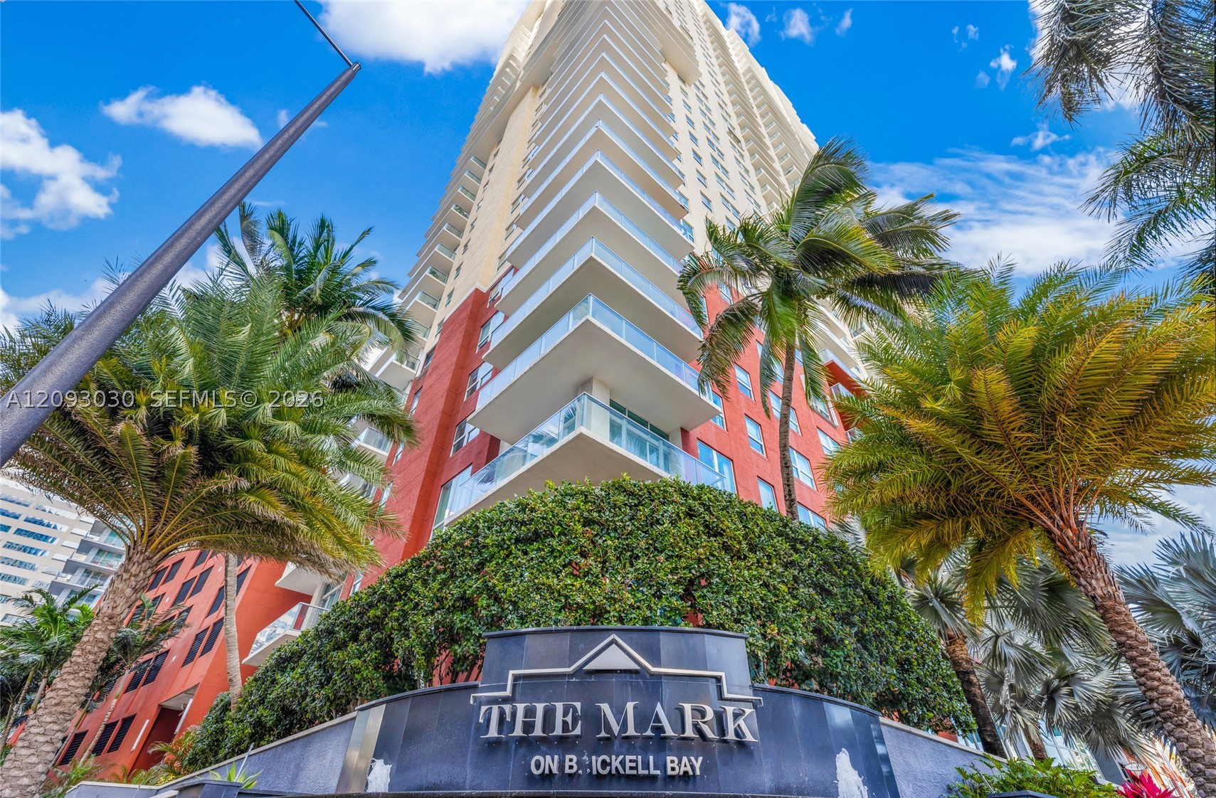 1155 Brickell Bay Dr #2207, Miami FL 33131