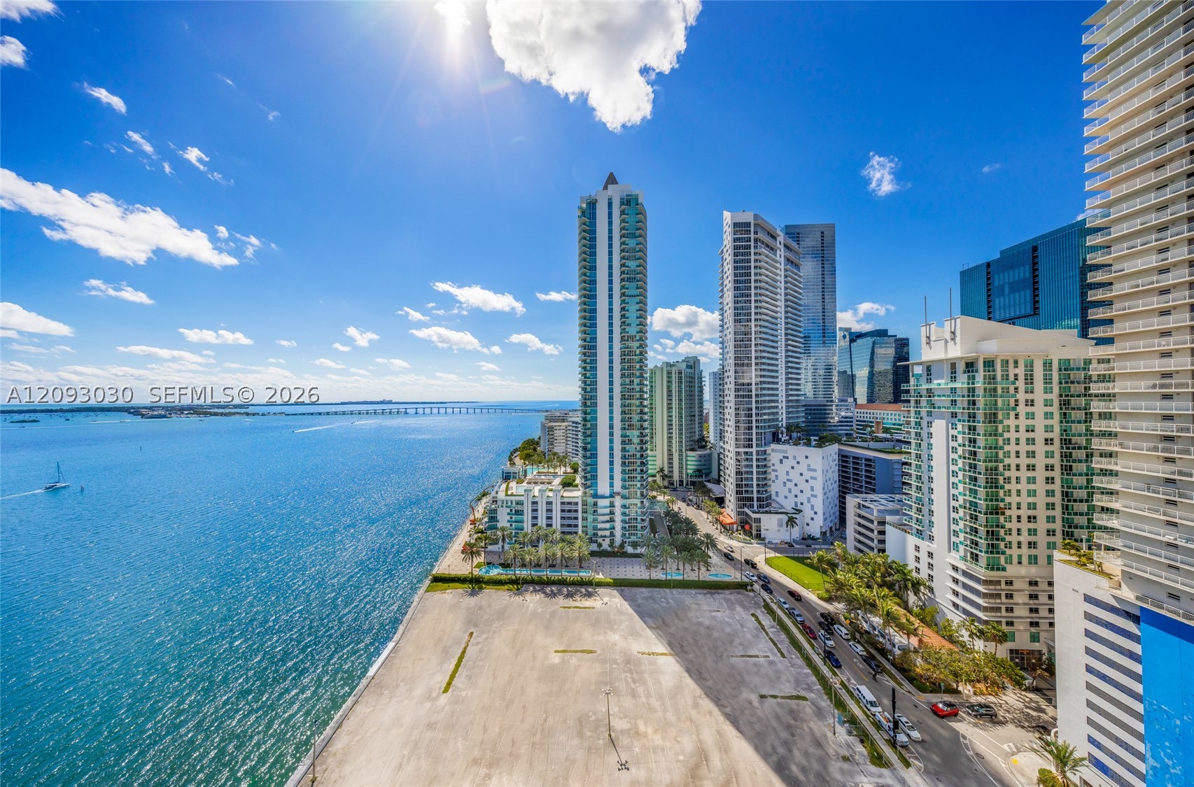 1155 Brickell Bay Dr #2207, Miami FL 33131