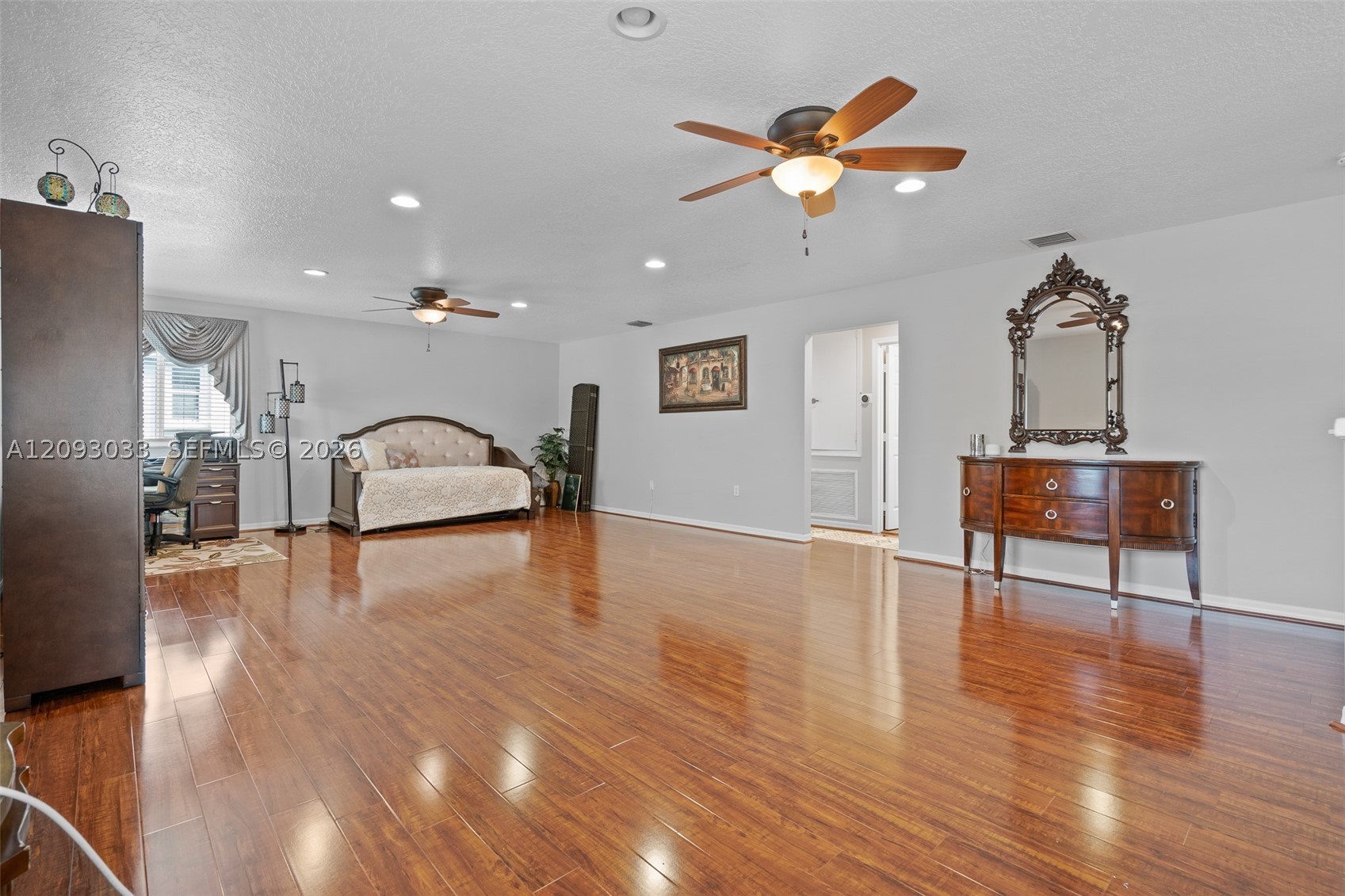 12724 NW 18th Ct, Pembroke Pines FL 33028