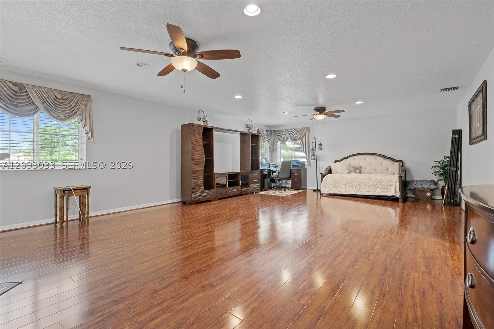 12724 NW 18th Ct, Pembroke Pines FL 33028