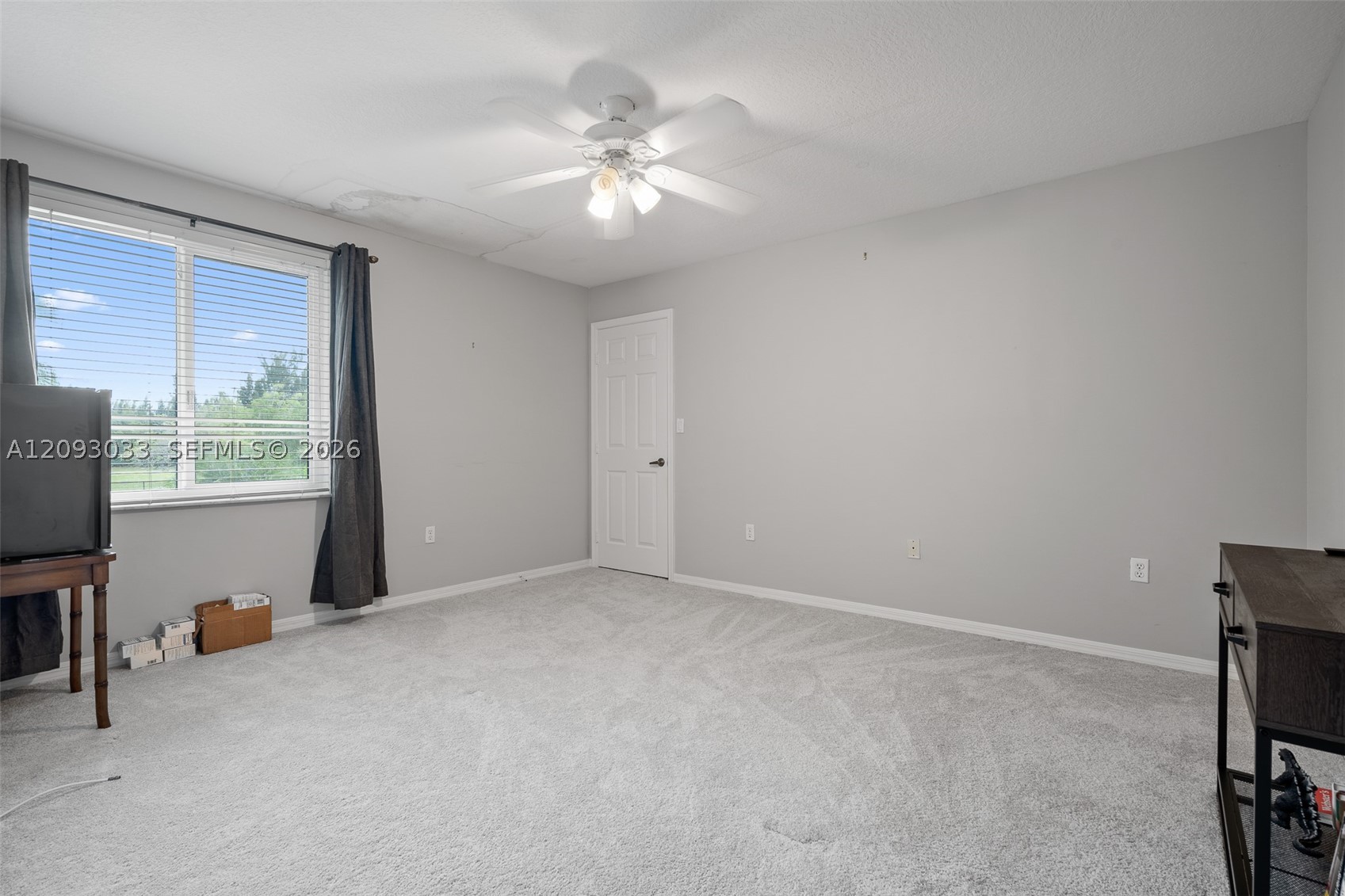 12724 NW 18th Ct, Pembroke Pines FL 33028
