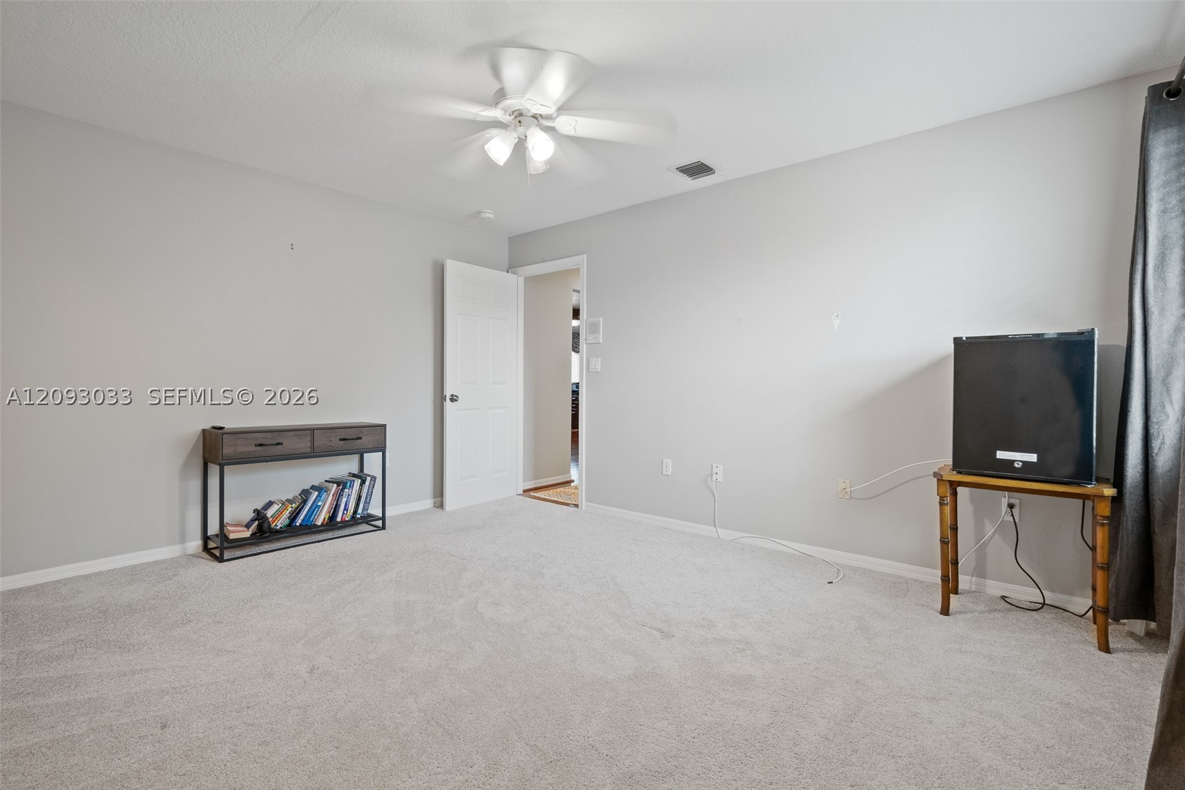 12724 NW 18th Ct, Pembroke Pines FL 33028