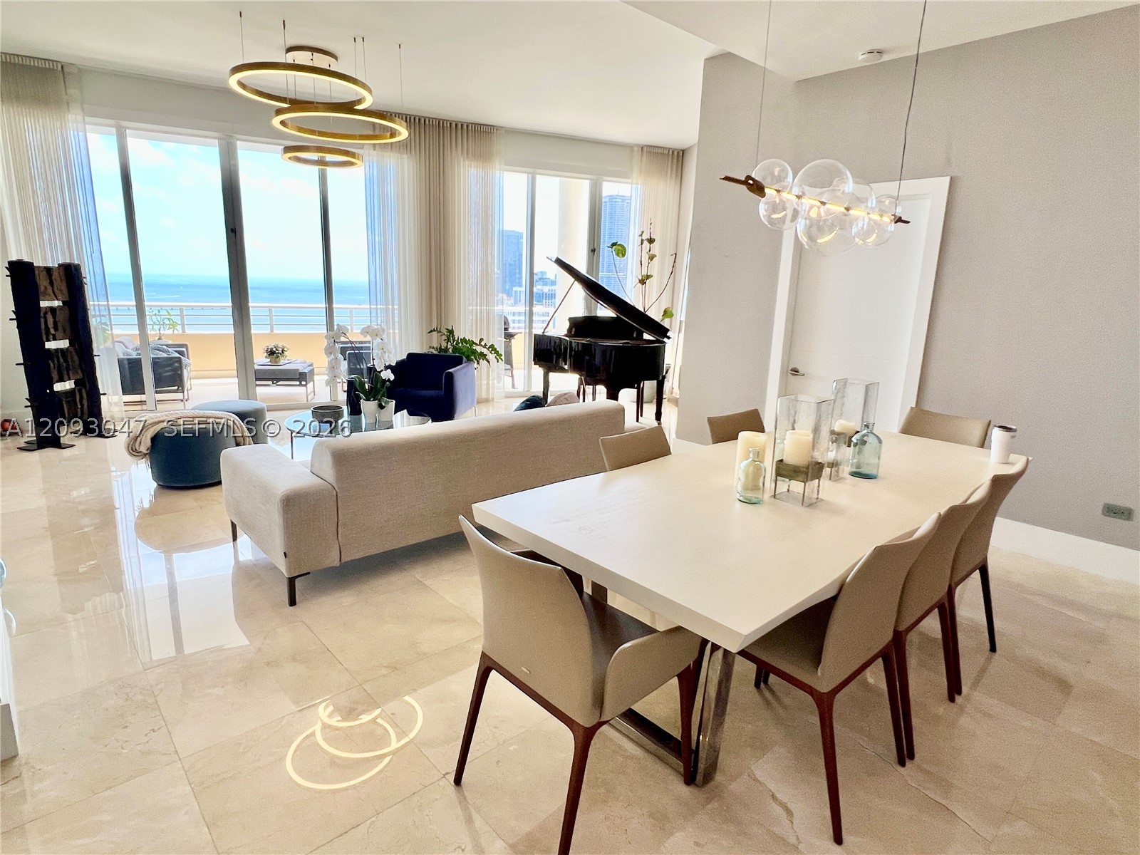 848 Brickell Key Dr #4505, Miami FL 33131