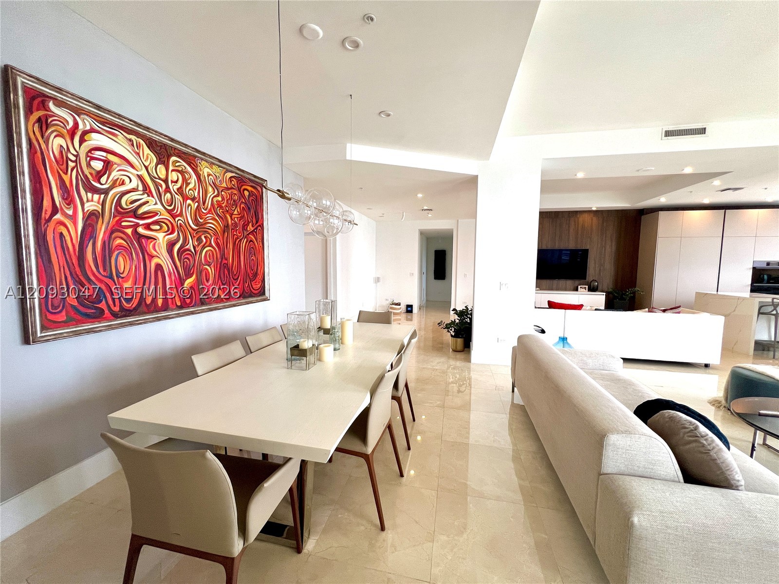 848 Brickell Key Dr #4505, Miami FL 33131