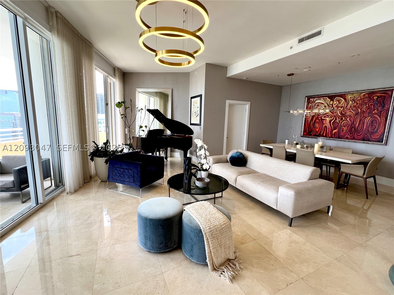 848 Brickell Key Dr #4505, Miami FL 33131