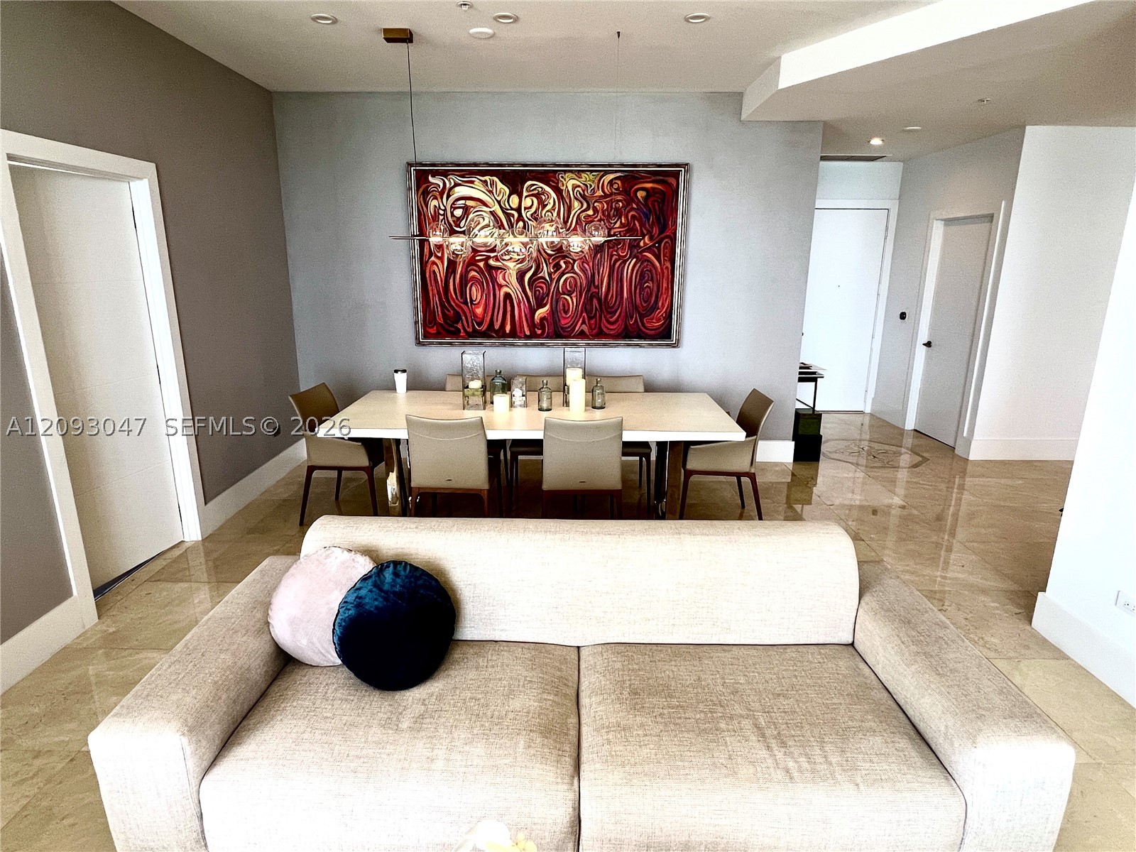 848 Brickell Key Dr #4505, Miami FL 33131