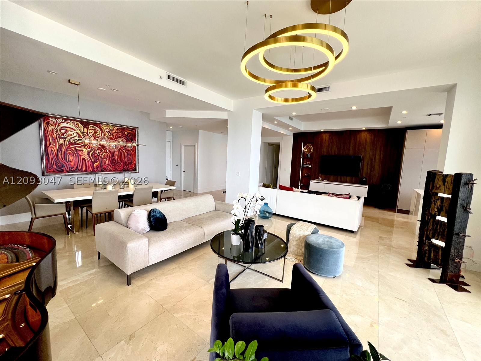 848 Brickell Key Dr #4505, Miami FL 33131