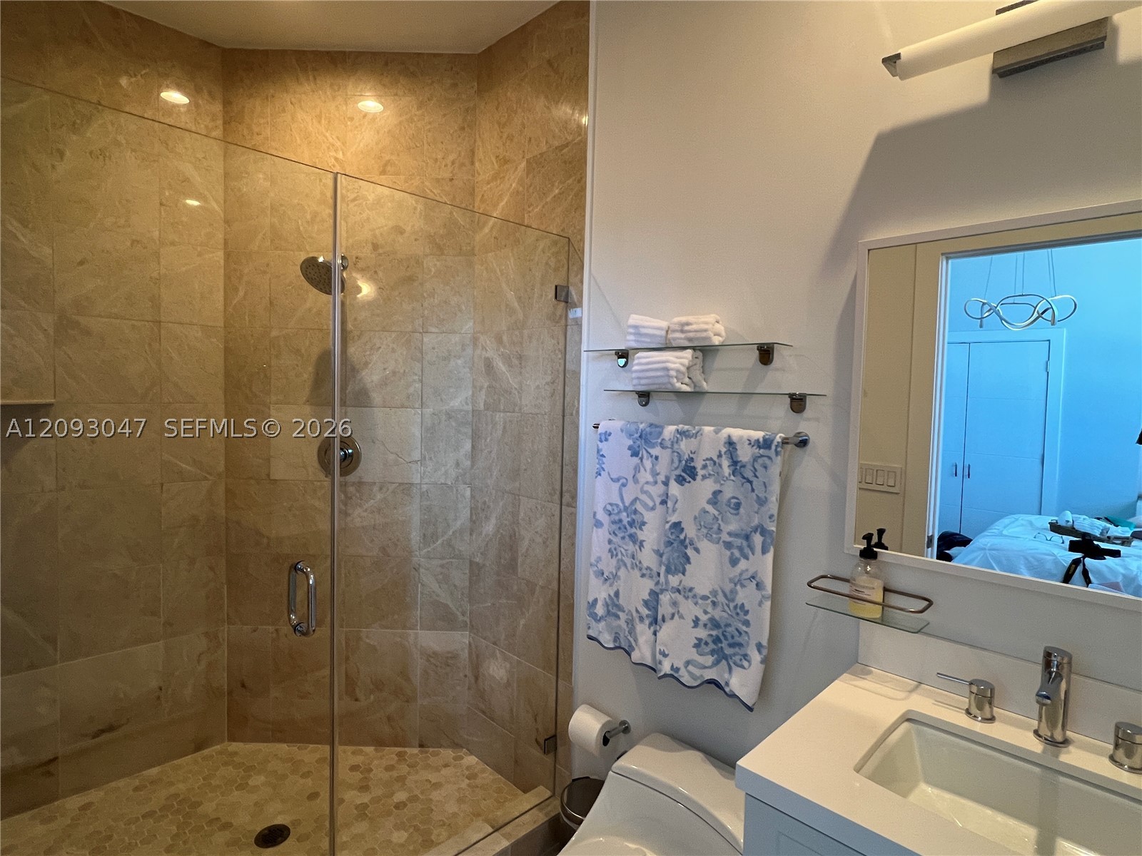 848 Brickell Key Dr #4505, Miami FL 33131
