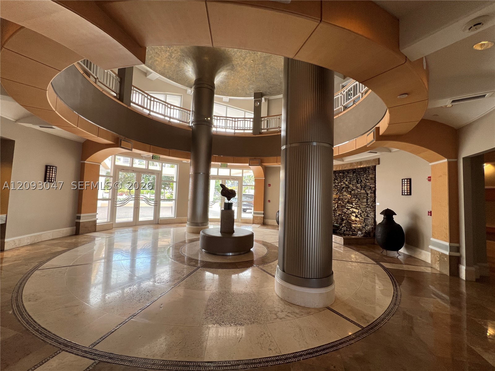 848 Brickell Key Dr #4505, Miami FL 33131