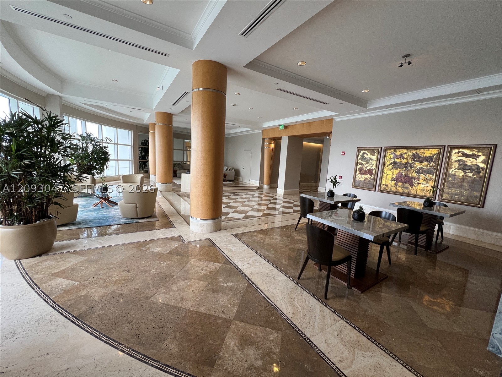 848 Brickell Key Dr #4505, Miami FL 33131