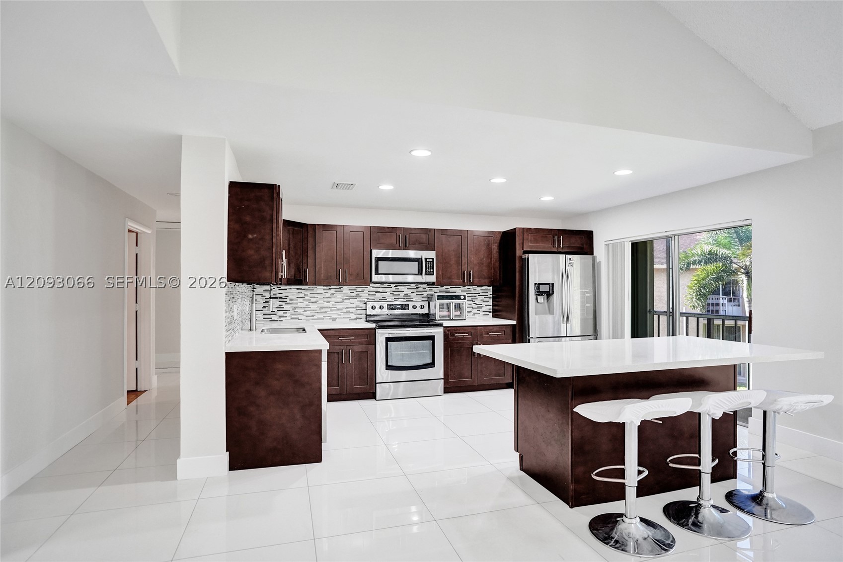 7581 NW 86th Ter #201, Tamarac FL 33321