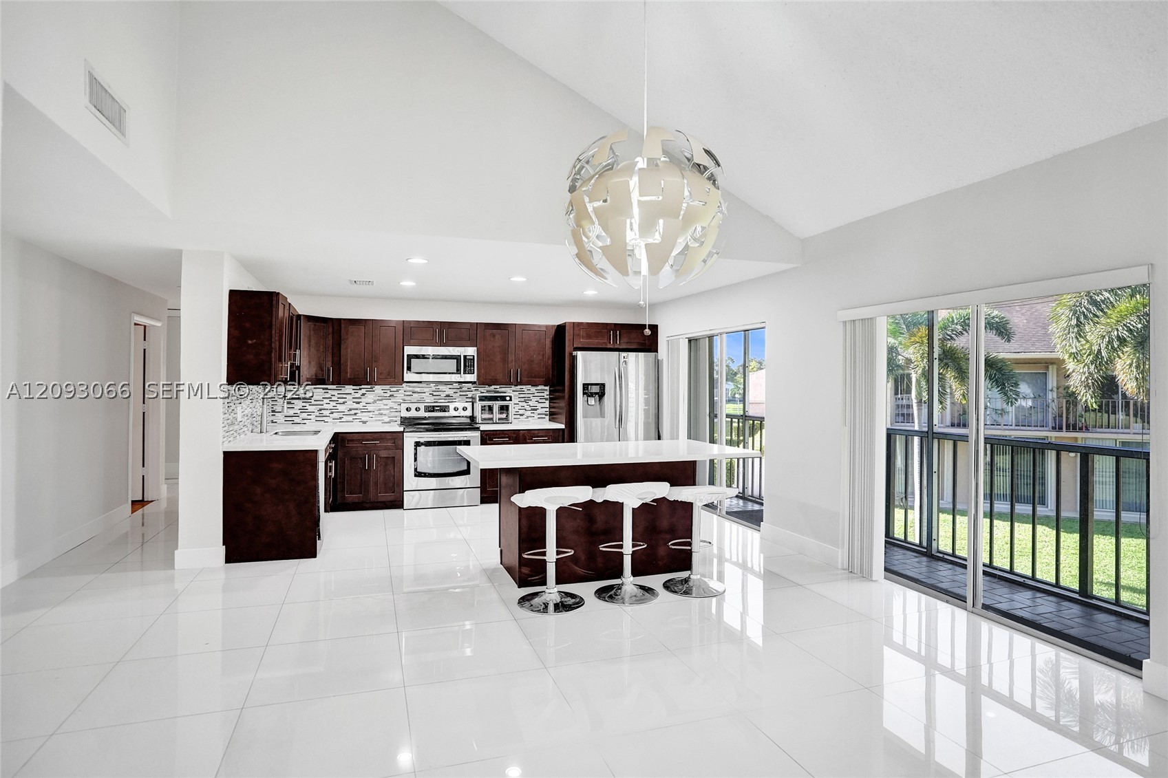 7581 NW 86th Ter #201, Tamarac FL 33321