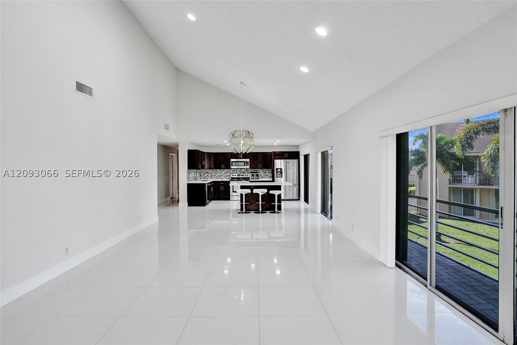 7581 NW 86th Ter #201, Tamarac FL 33321