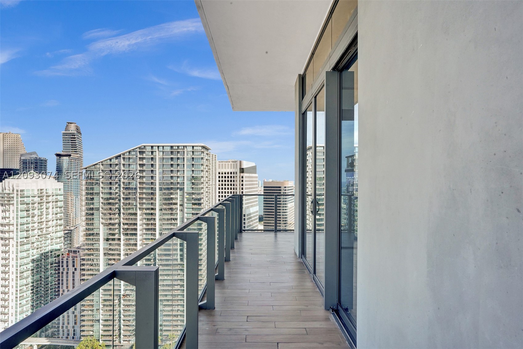 88 SW 7th St #4011, Miami FL 33130