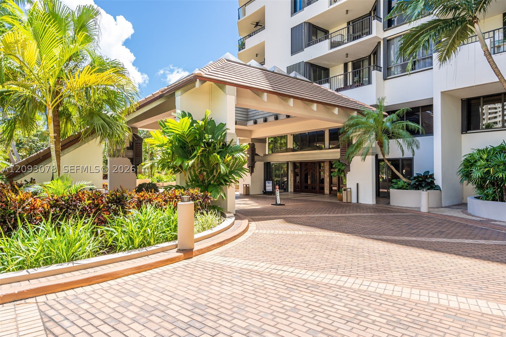 520 Brickell Key Dr #A700, Miami FL 33131