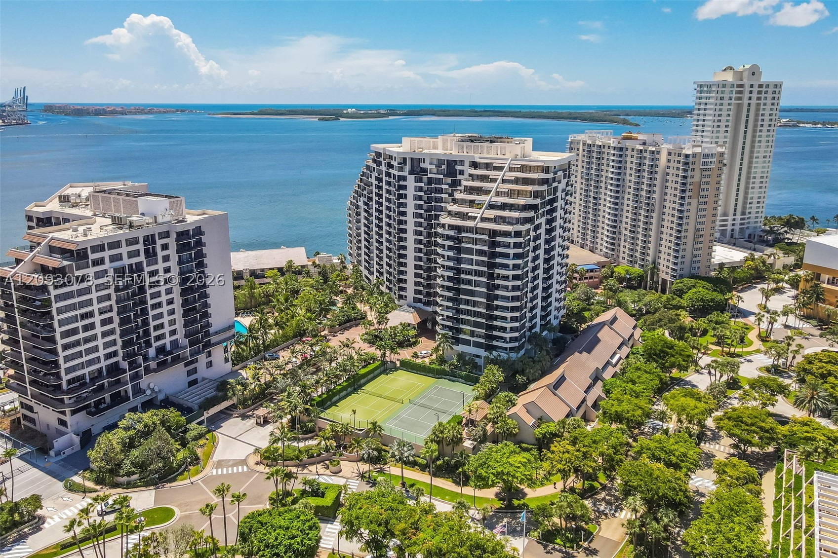 520 Brickell Key Dr #A700, Miami FL 33131