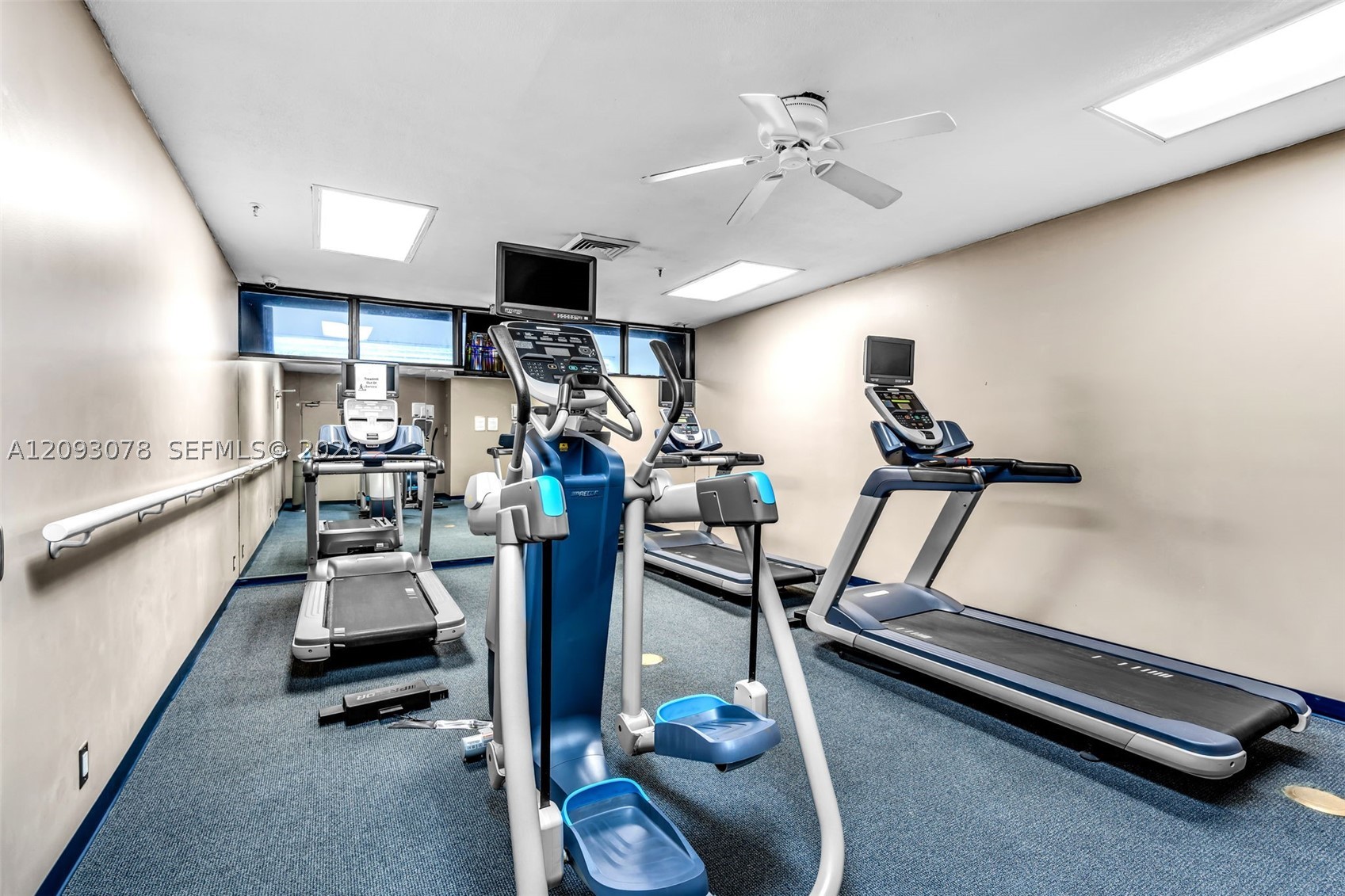 520 Brickell Key Dr #A700, Miami FL 33131